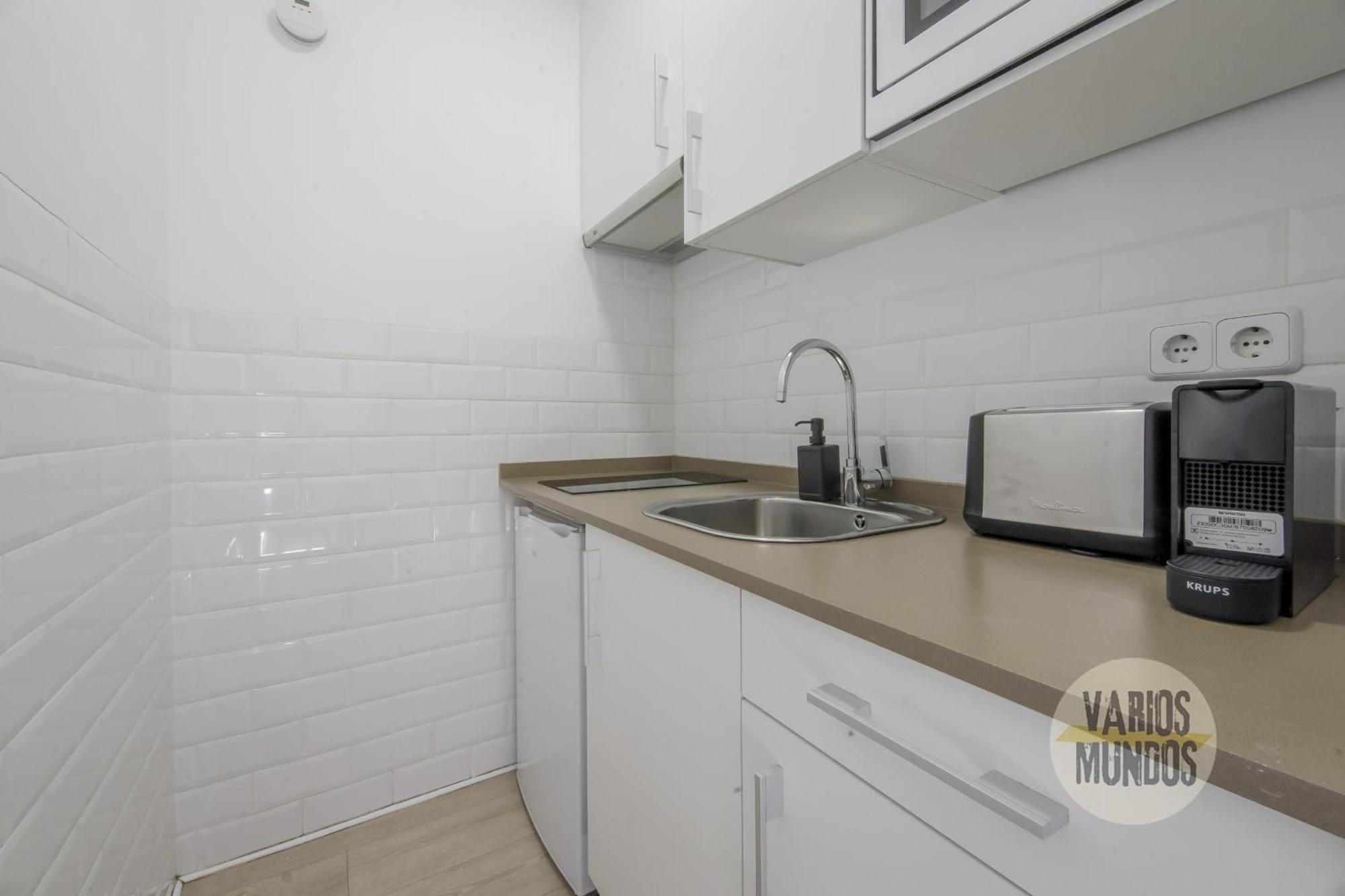 Elegant Apt Para 4Pax En Las Letras-Cortes マドリード エクステリア 写真