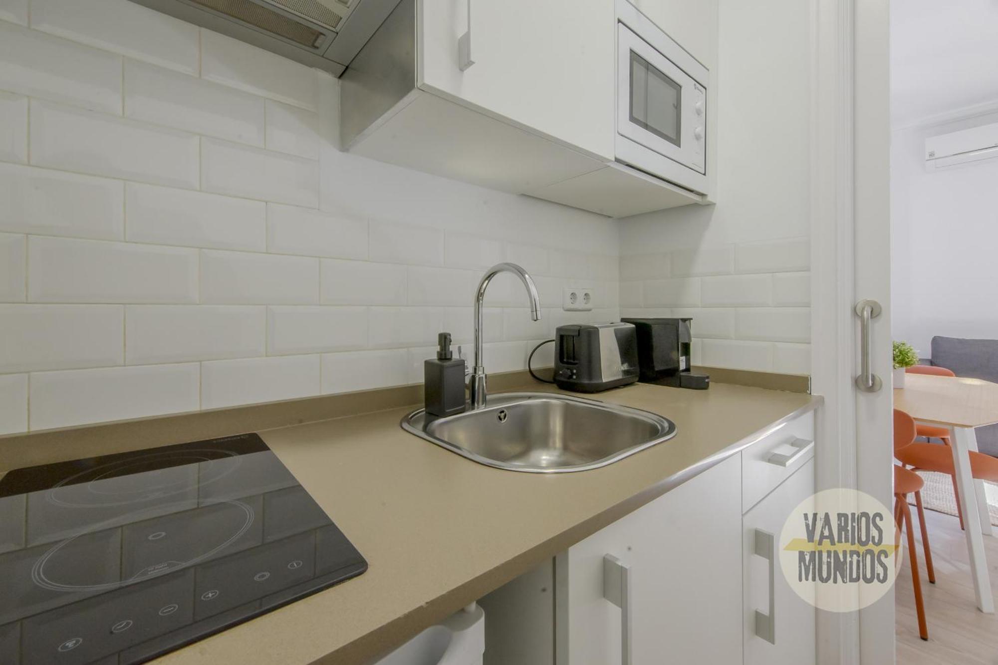Elegant Apt Para 4Pax En Las Letras-Cortes マドリード エクステリア 写真