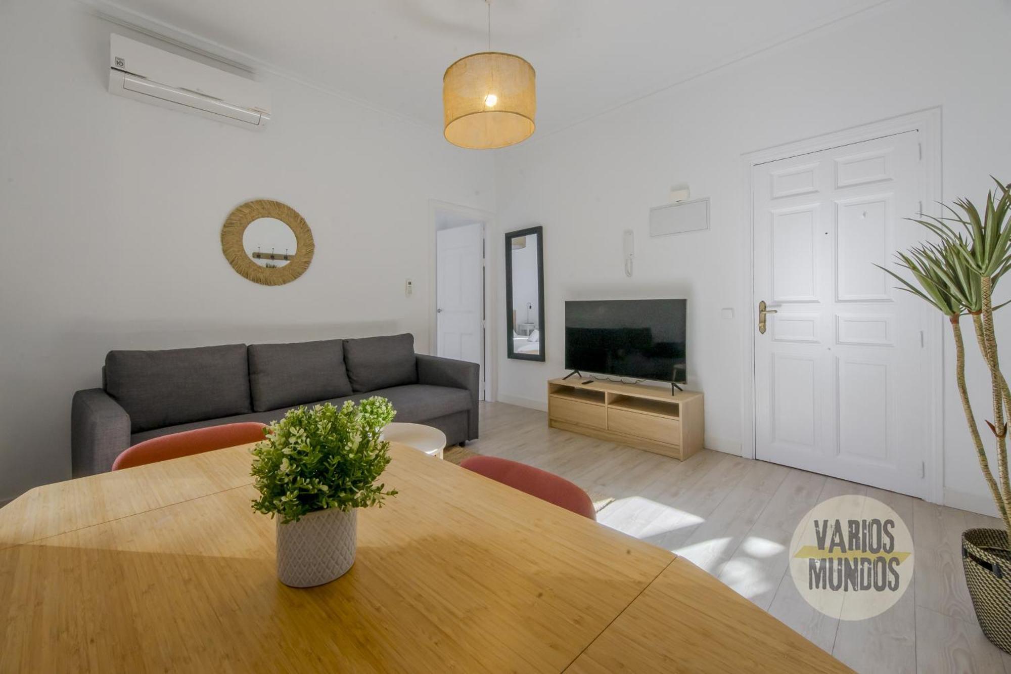 Elegant Apt Para 4Pax En Las Letras-Cortes マドリード エクステリア 写真