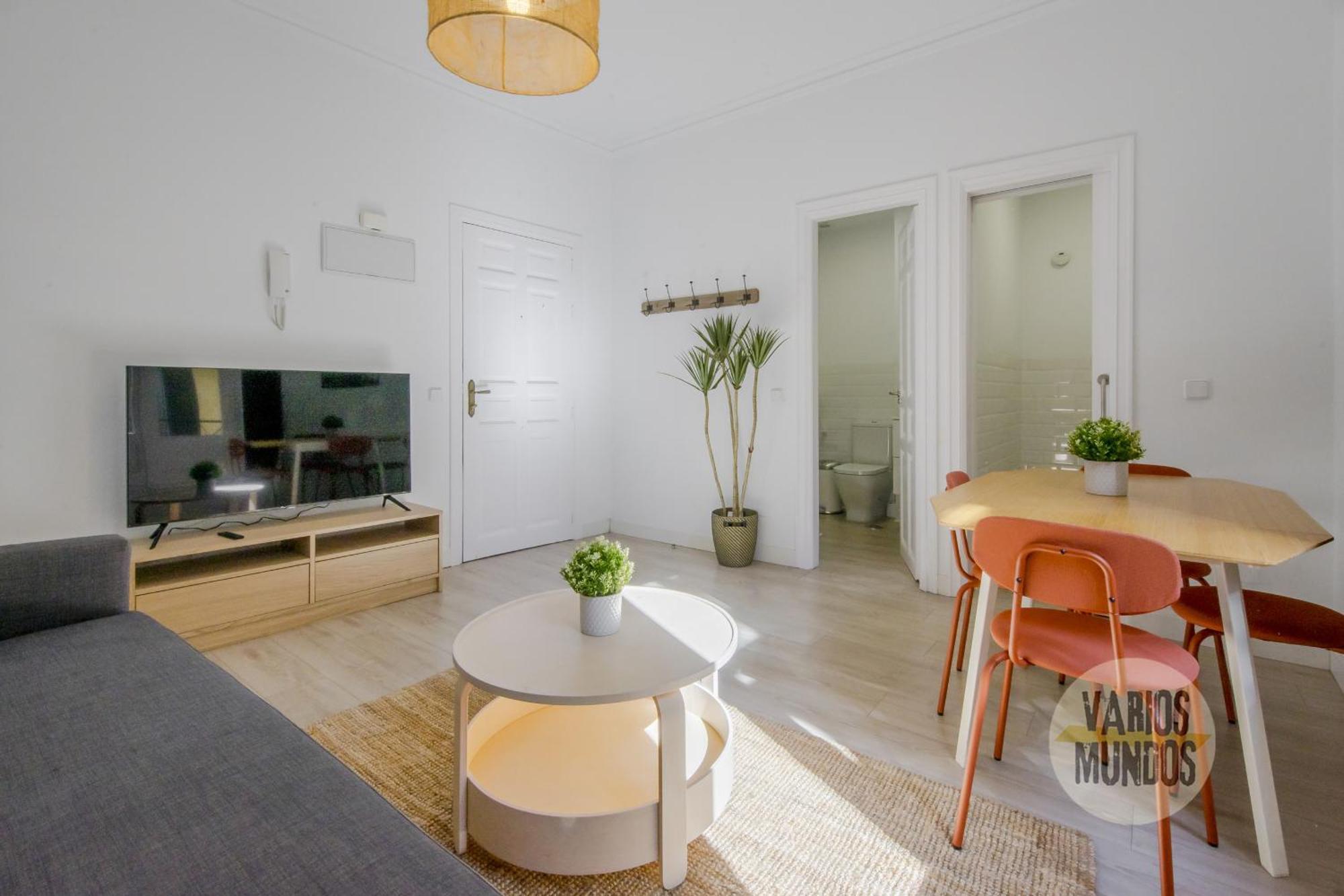 Elegant Apt Para 4Pax En Las Letras-Cortes マドリード エクステリア 写真