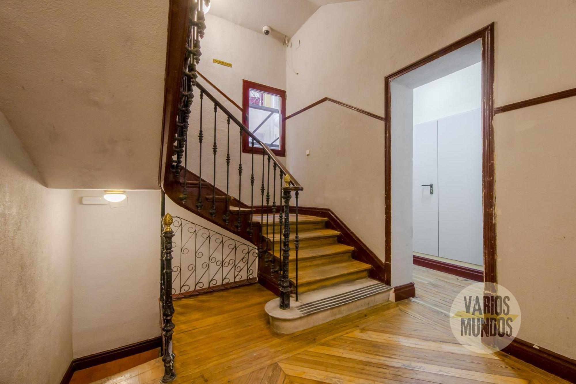 Elegant Apt Para 4Pax En Las Letras-Cortes マドリード エクステリア 写真